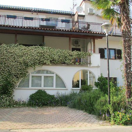 Apartment Karmen Umag Exterior foto